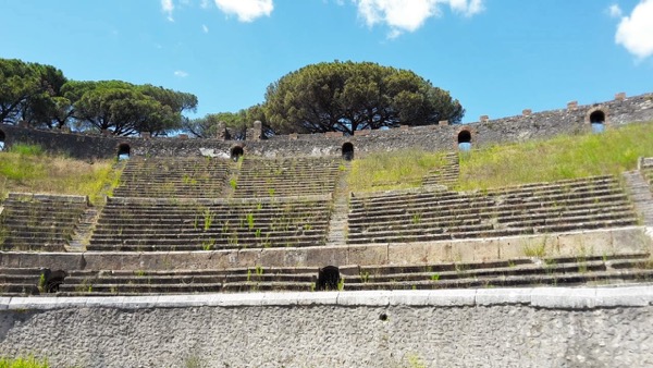 What you will find though is a vivid picture of an ancient Roman society and its everyday life, which abruptly came to a permanent standstill. The thick layer of volcanic material which buried the city and its inhabitants kept everything remarkably intact until the present day.